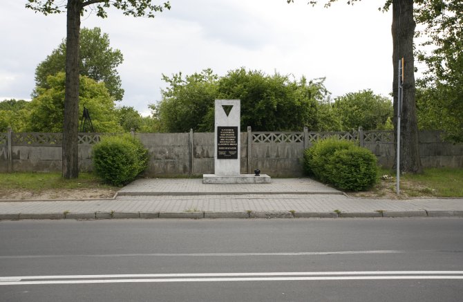GLEIWITZ IV_memorial.jpg